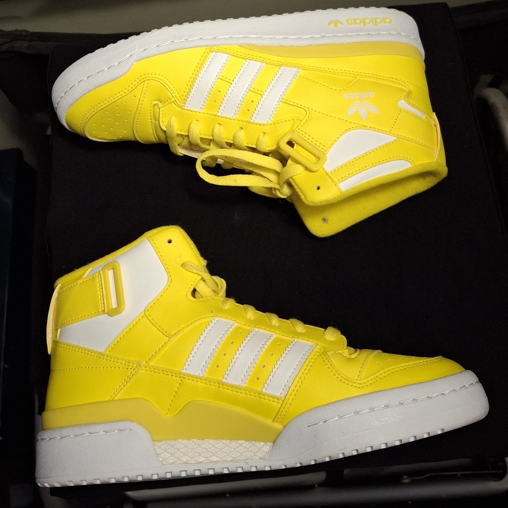 Adidas Bright Yellow Sneakers - Picture 8 of 12